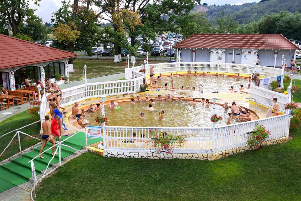 Термальні басейни (Аквапарк) – Косино